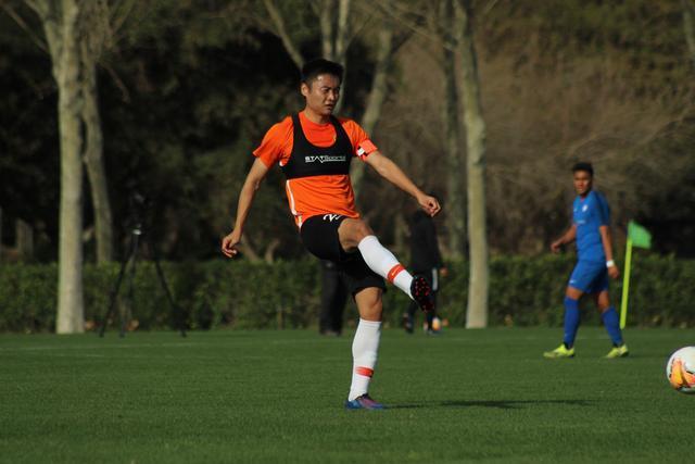 新赛季法甲前瞻：大巴黎无可撼动 身后5队激战